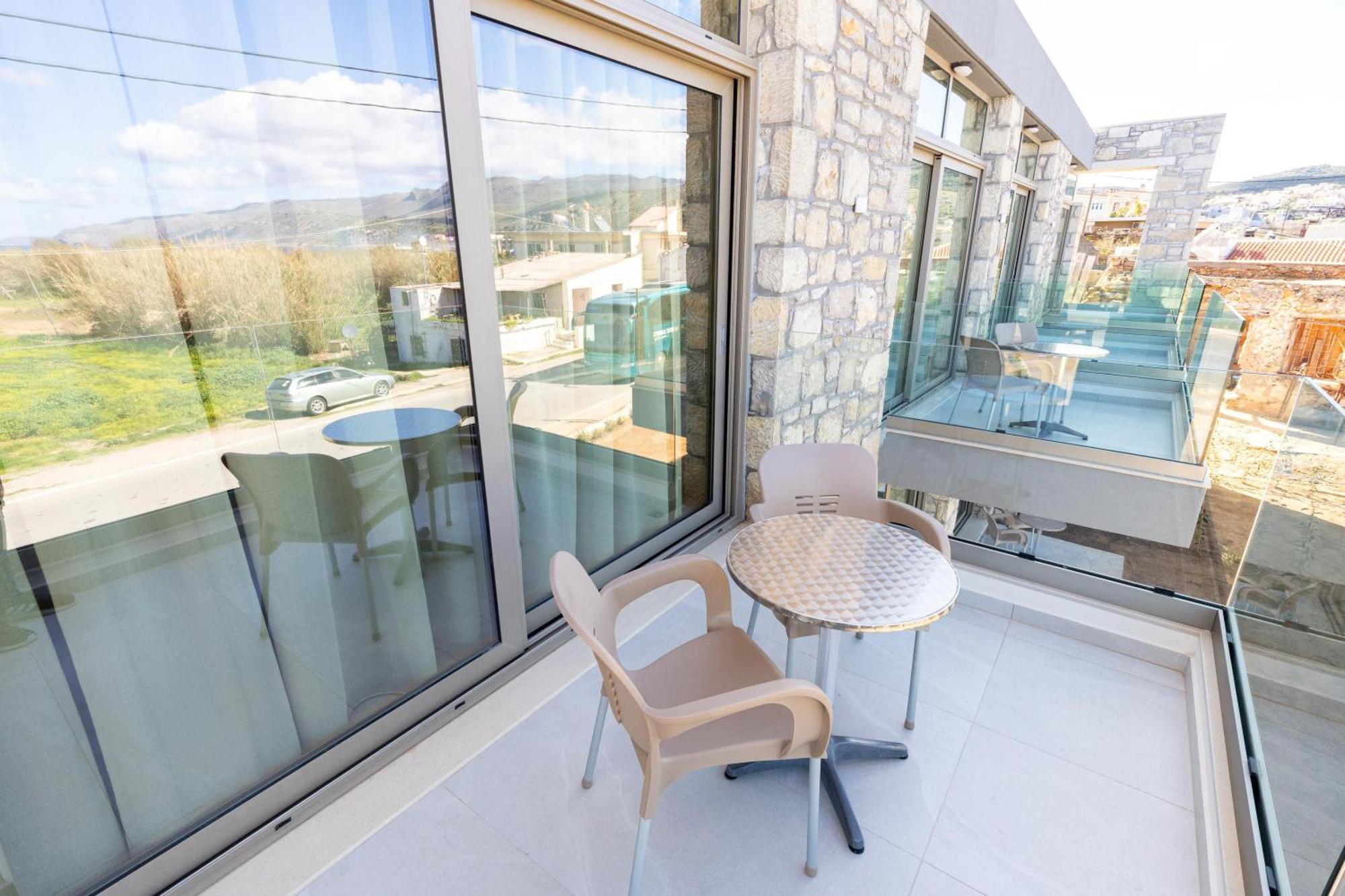 Achatis Apartments With Sea View Kolymbari Exterior foto