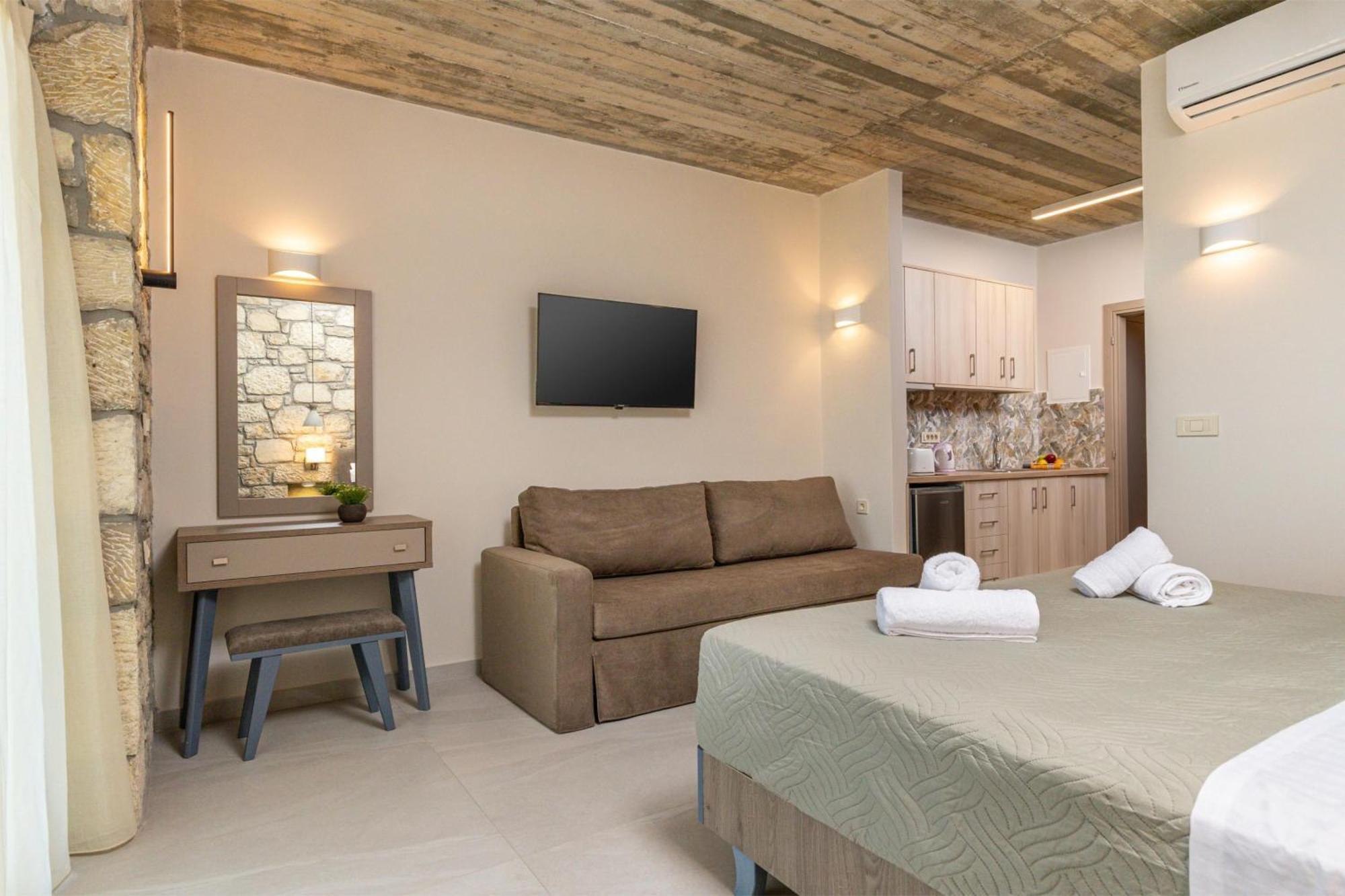 Achatis Apartments With Sea View Kolymbari Exterior foto