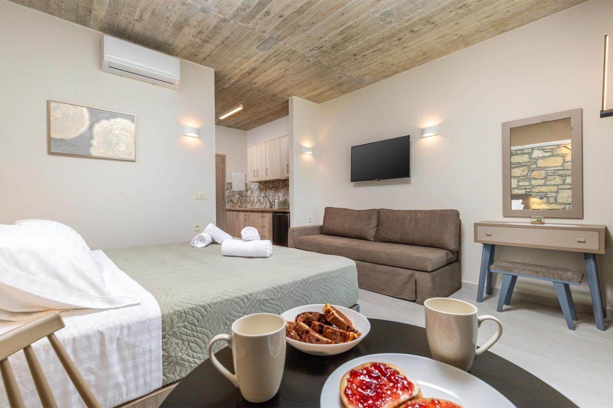 Achatis Apartments With Sea View Kolymbari Exterior foto