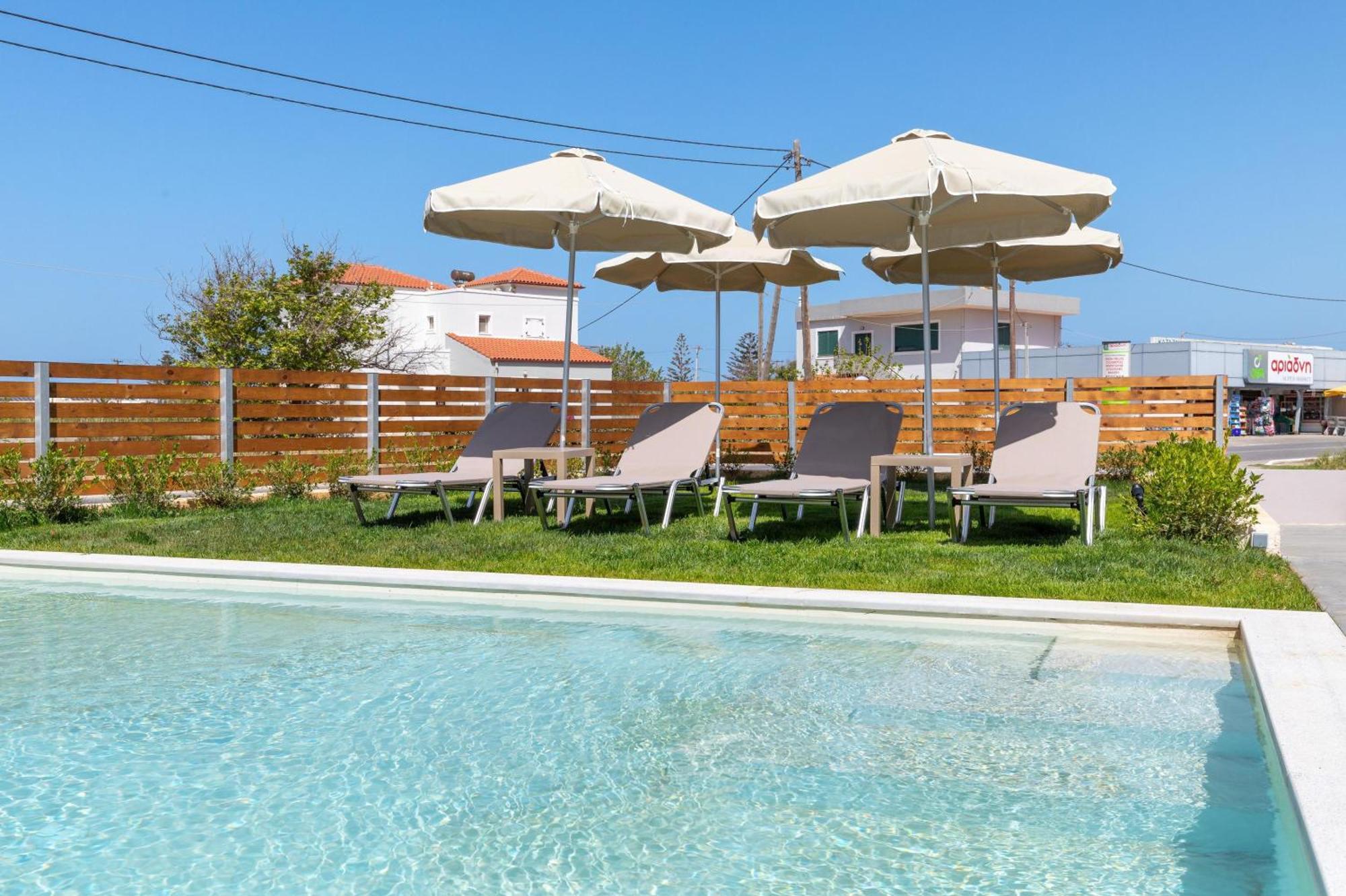 Achatis Apartments With Sea View Kolymbari Exterior foto