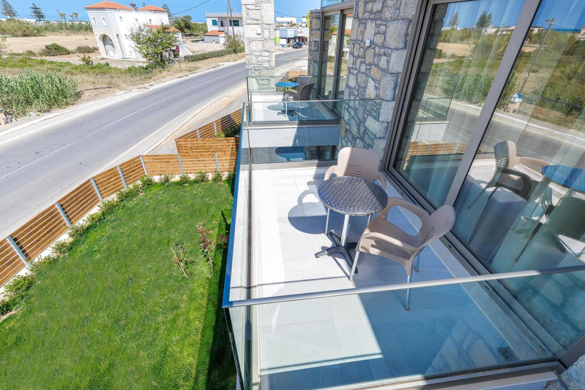 Achatis Apartments With Sea View Kolymbari Exterior foto