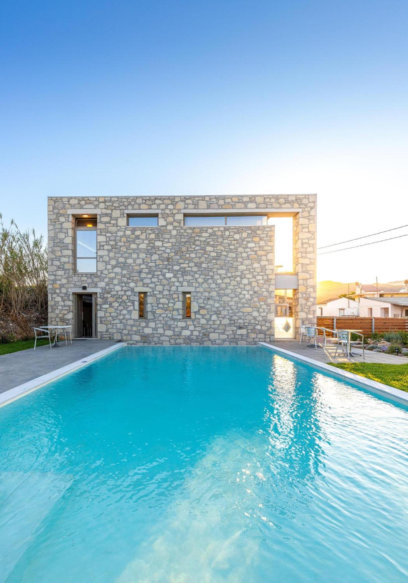 Achatis Apartments With Sea View Kolymbari Exterior foto